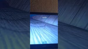 учусь играть в мм2 на ноутбуке
