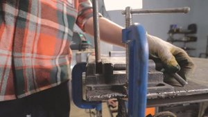 Стильный стол из обрезков арматуры #DIY