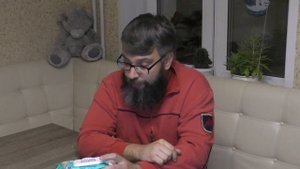 Вытираете зад влажными салфетками? Тогда это видео для вас