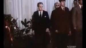 Здание бывшего советского посольства в 1985 г., во время похорон диктатора Энвера Ходжа