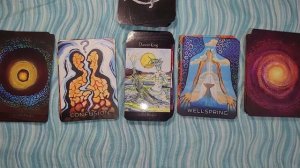 Pairing Oracle and Tarot - Wisdom of the Shadow/Wisdom of the Divine Feminine