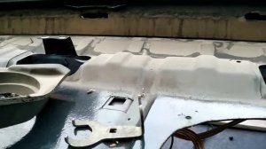 Ремонт кранштейнов багажника на w124 мерседесе