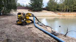 Откачка воды из пруда - цена по АКЦИИ - RentaPump.ru