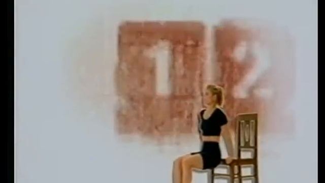 Claudia Schiffer  суперфитнес   руки