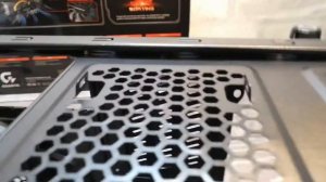 Корпус Zalman ZM-T5 с запаянным хвостиком кулера