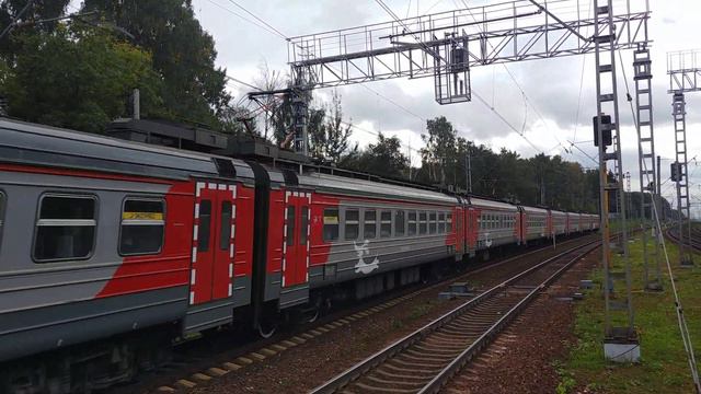 Электропоезд ЭД4М-0402 РЭКС смотреть онлайн