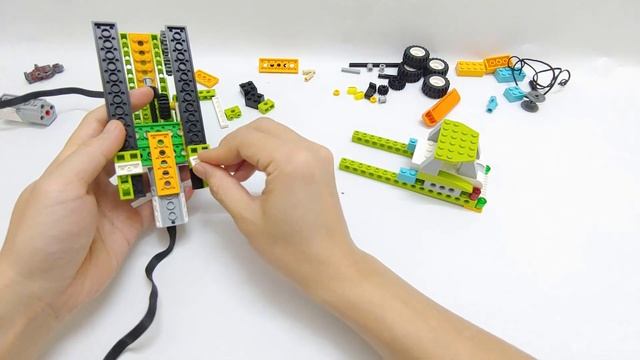 How to make Fire Truck | Lego wedo 2.0