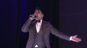 Максуд Усуфалиев - Шагает солнце по бульварам (LIVE)