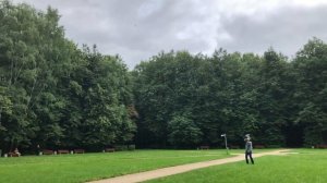 Летающая тарелка - кидаем чтобы вернулась!