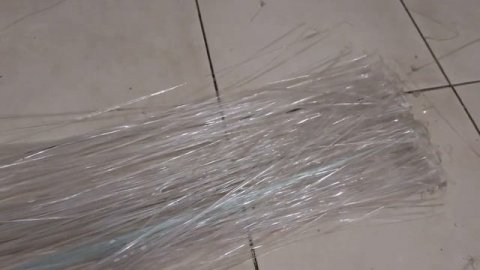 как сделать веник из пластиковых бутылок #самоделки #своимируками