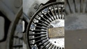 Repair of viscose fan clutch оf Mercedes truck 1990 - Ремонт вискомуфты грузовика Mercedes 1990