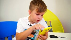 Матвей ВЗЛОМАЛ Папин ТЕЛЕФОН!!! Купил САМОКАТ для детей