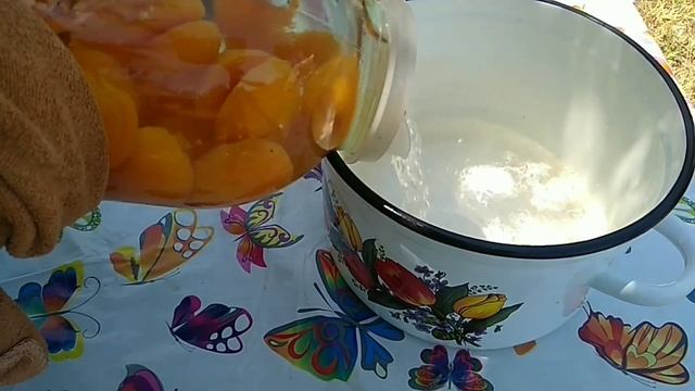 компот из абрикосов на зиму. и стерилизации не надо.
