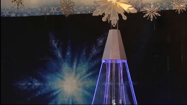 10 САМЫХ НЕОБЫЧНЫХ ЁЛОК В МИРЕ смотреть онлайн