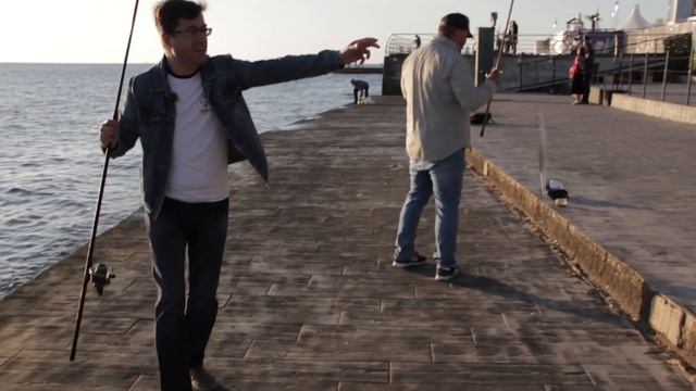 Ловля саргана с Александром Безруком [Трофей на Море №28] смотреть онлайн