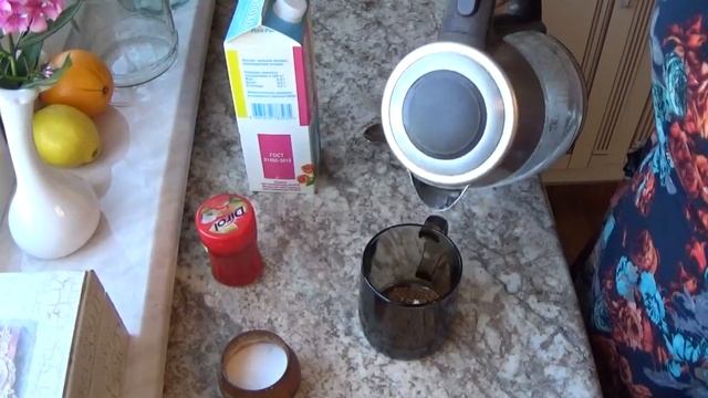 Улучшаю вкус растворимого кофе за 1 минуту. Сладко-соленый кофе. Простой рецепт кофе с солью .