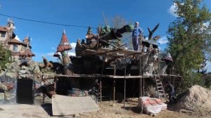 как  просеивать  песок  для    раствора на  стройке..