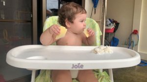 Как НЕ должен кушать годовалый ребёнок 👀