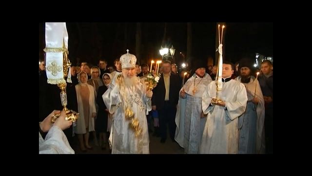 Пасхальное богослужение в Троицком соборе Калуги смотреть онлайн