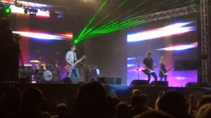 Приключения Электроников -- Полет На Дельтаплане (Kubana 2013)