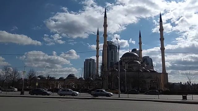 Грозный. Центральная площадь смотреть онлайн