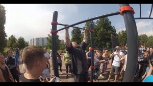 Сергей Бадюк.Подтягивания!Открытие воркаут площадки им. Бадюка. 2013