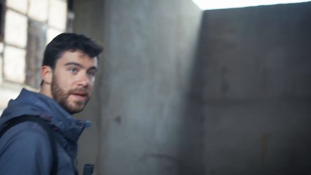 ON TROUVE UNE FORMULE 1 FERRARI ABANDONNÉE ! ( Urbex ) смотреть онлайн