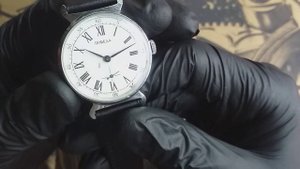 Часы победа с римскими цифрами,не обычный корпус.