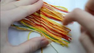КАК сделать перо из ниток! DIY