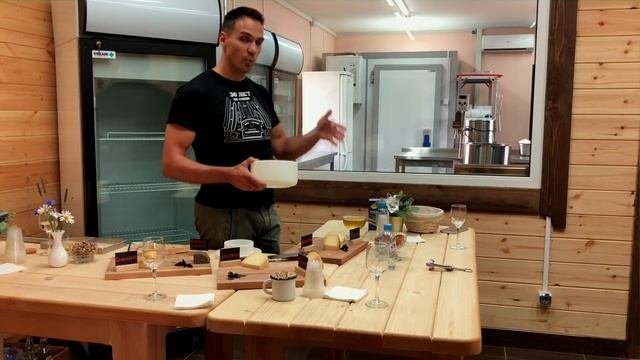 Дегустация сыра в сыроварне Захаровых | Какой сыр самый вкусный?