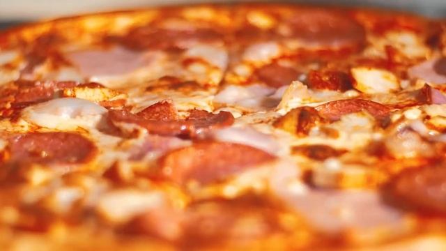 Пиццерия "Forni" смотреть онлайн