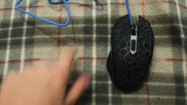 светящийся мышка смотреть онлайн