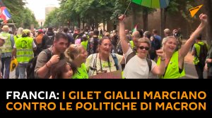 Francia: i gilet gialli marciano contro le politiche di Macron