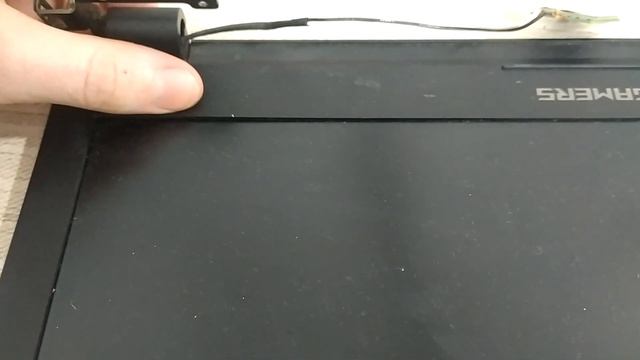 Плохо открывается крышка ноутбука? Тугие петли? Решение на примере Asus GL753V смотреть онлайн