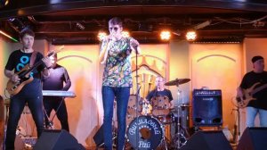 Группа "Виниловый рай" Long Live Rock'n'Roll (Rainbow cover)