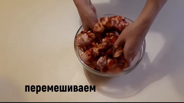 ОБАЛДЕННО ВКУСНЫЕ КУРИНЫЕ ГОЛЕНИ В ДУХОВКЕ! смотреть онлайн