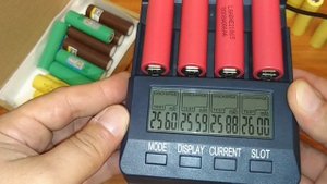 Тест и сравнение высокотоковых аккумуляторов ICR18650 he2 2500 мАч