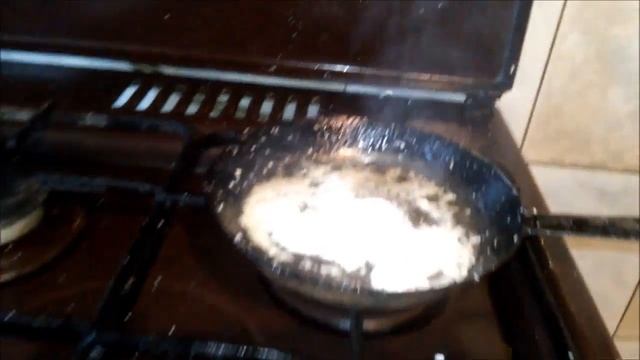 ОПАСНО!!! ЖАРИМ ЗУБНУЮ ПАСТУ НЕ повторять дома смотреть онлайн