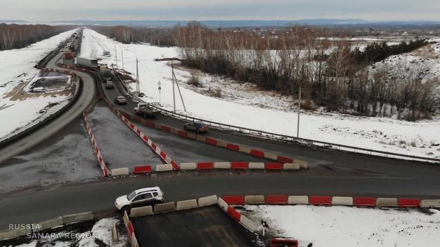 Работы остановились - трасса М5 УРАЛ / реконструкция дорожной развязки у с. Красный Яр / нояб. 2021 смотреть онлайн