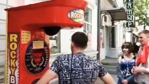 Супер сильный уличный удар 999 разрушаем автомат | Super strong street blow 999 destructible machin