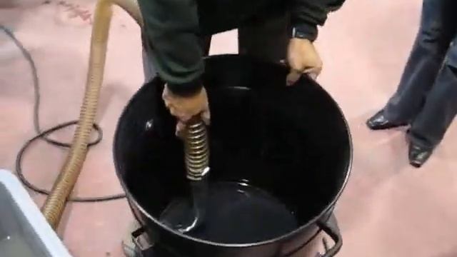 пылесос Nilfisk Oil 440 .avi смотреть онлайн