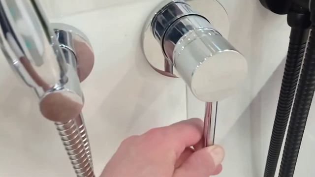 KLUDI BOZZ 389990576 HYGIENIC SET Набор гигиенического душа смотреть онлайн