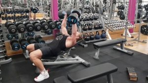 Пробиваем верх груди