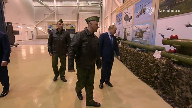 Владимир Путин посетил 344-й государственный центр