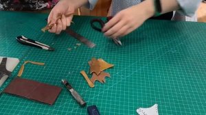 Мастер-класс по изготовлению брелка из кожи в виде головы дракона