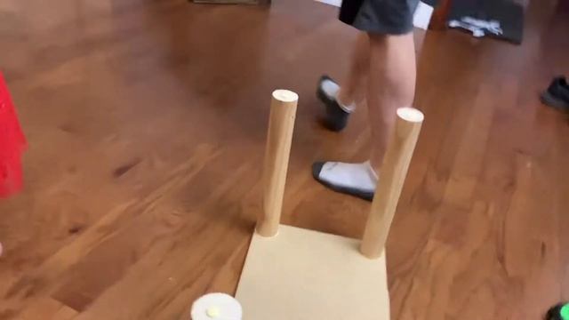 Ari Builds an Animail Enclosure смотреть онлайн