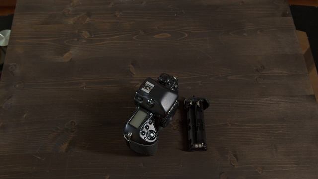 Nikon F5 | Unboxing & Test Shoot [ Fomapan 100 ] смотреть онлайн