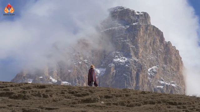 Relaxing Meditation Native American Flute, Soothing Flute Music 432 hz, [White Light] смотреть онлайн