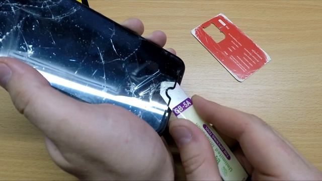 Как заменить защитное стекло на телефоне смартфоне - ответ