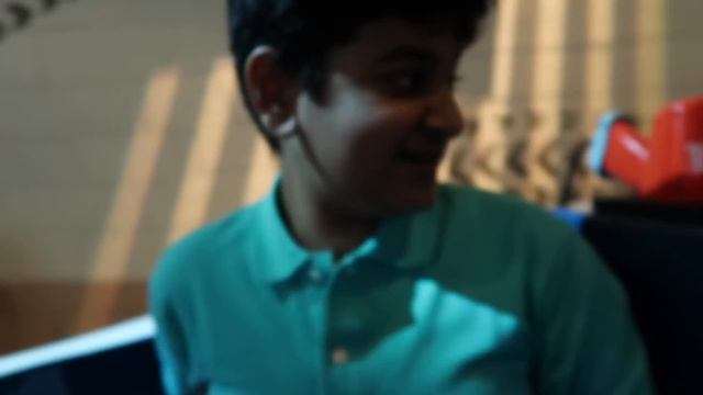 Warner Bros. World (WB WORLD) ABU DHABI - YAS ISLAND || REVIEW VLOG !!! смотреть онлайн